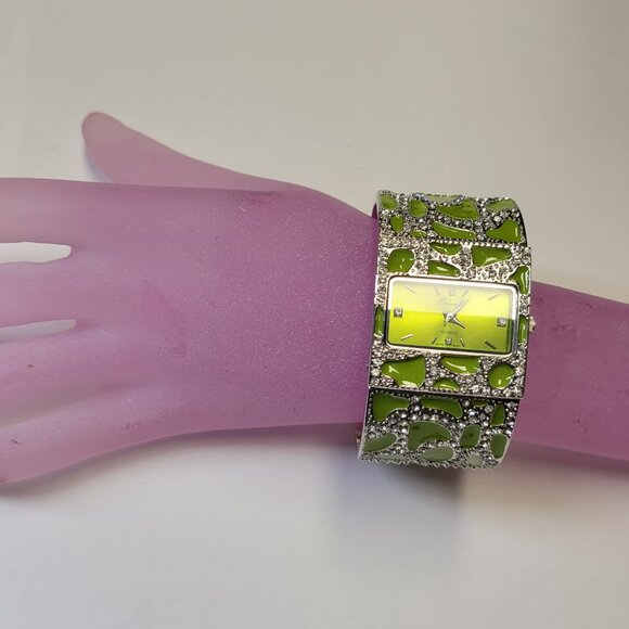 OSIROCK Sequin Green Sparkly Cuff Bangle Watch - Picture 13 of 14